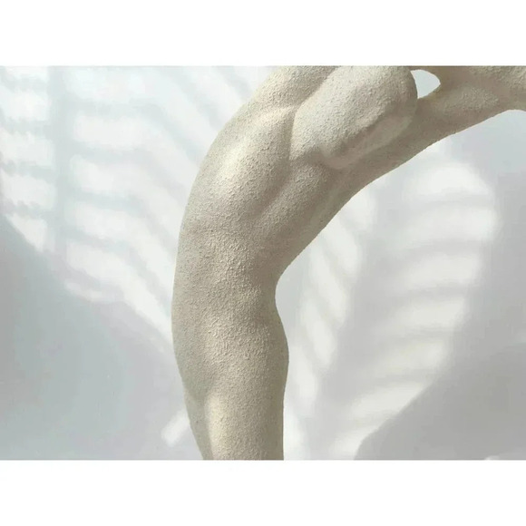 Vintage Midcentury Modern Haeger White Textured Cirlce of Love Eternity Figure - Picture 4 of 10